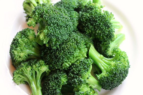 Steamed Broccoli with a Simple Lime Dressing